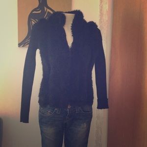 Faux Fur Blk Zip Up Sweater